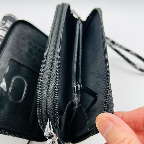 Vera Bradley Floral Black and White Women's Crossbody or wristlet Bag NWOT - Picture 10 of 16